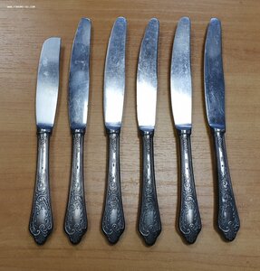 Ножи столовые 6шт. Ручки серебро.