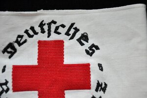 Нарукавная повязка DRK (красный крест)