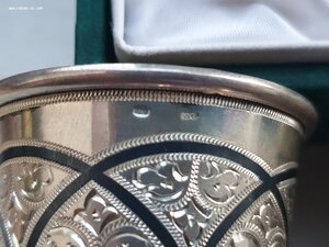 Две Рюмки большие новые в коробке.Серебро 875 пр. Вес 179 гр