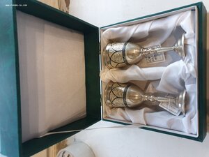 Две Рюмки большие новые в коробке.Серебро 875 пр. Вес 179 гр