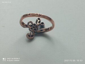Кольцо из золота 56 пр. Цветок Бриллианты