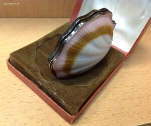 Пудреница Серебро 875 пробы в виде ракушки в родной коробочк