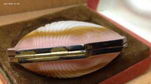 Пудреница Серебро 875 пробы в виде ракушки в родной коробочк