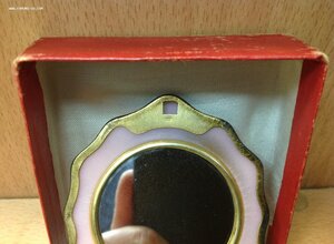 Пудреница Серебро 875 пробы в виде ракушки в родной коробочк