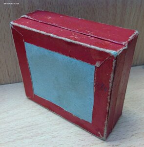 Пудреница Серебро 875 пробы в виде ракушки в родной коробочк