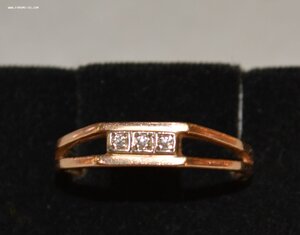 Кольцо. Золото 585 пробы. Бриллианты.