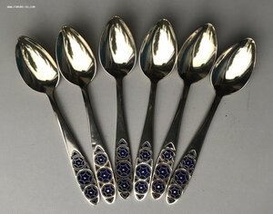 Набор серебряных ложек в эмалях по 65руб/грамм