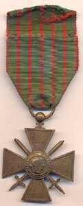 Крест " За военные заслуги 1914-!918 г.г. " - Франция.