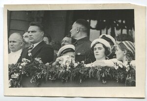 В.П.Чкалов,А.В.Беляков,Г.Ф.Байдуков,Н.С.Хрущёв. Москва.1937