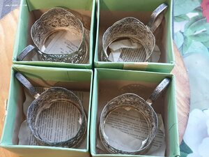 Четыре подстаканника СКАНЬ серебрение.Состояние!