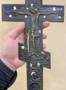 Большой крест-распятие в эмалях. Без Солнца и Луны