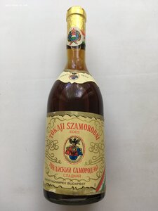 Венгерское вино "Токайский самородны". Сладкий