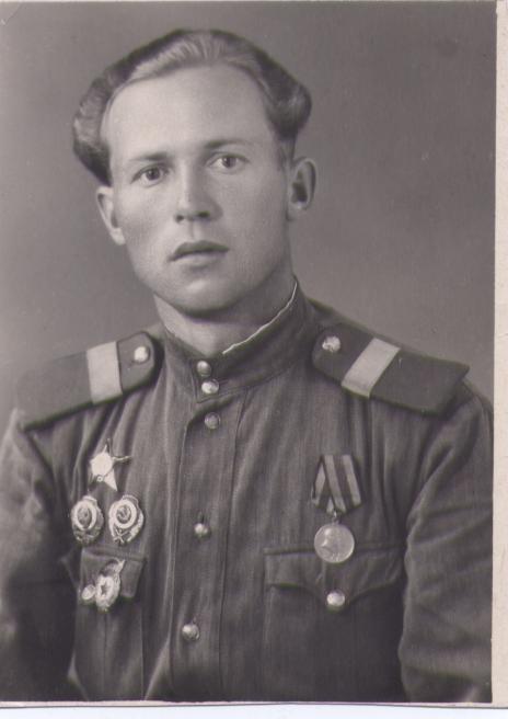 ф. "Отл. пулемётчик" и "Отл. пожарник"