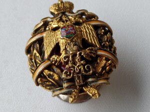 Знак Московского АРХЕОЛОГИЧЕСКОГО института. Фрачник.