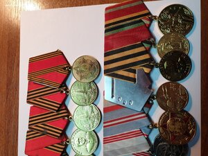 Подборка медалей и знаков