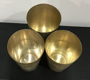 Три серебряных стопы 875 пробы, в коробке.