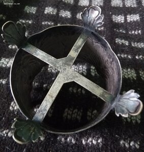 Подстаканник охота на медведя ,ручка звезда, на лапках RRR