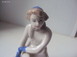 Статуэтка НА КАТКЕ. Барановский фарфоровый завод. ЛЮКС