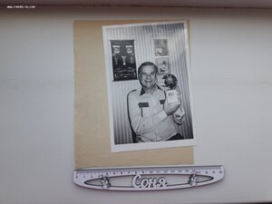 Фотография Льва Яшина с призом"Спортивная легенда".1988