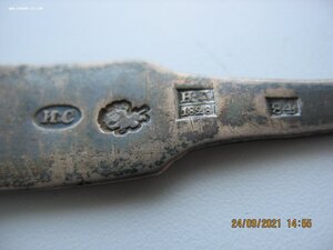 Ложки 2шт ,ситечко для чая .Серебро 84 Чернь