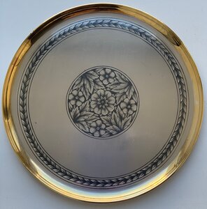 Комплект боль. стопок на подносе СЕВЕРНАЯ ЧЕРНЬ 4 шт., ЛЮКС!