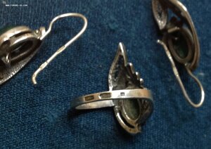 Набор Перстень и сережки Серебро 925 со звездой СССР Зеленые