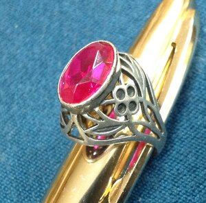 Перстень с красным камнем Серебро 875