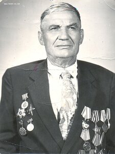 Супергруппа дубликатов сержанта. Знамя за ГЕСТАПО в Берлине