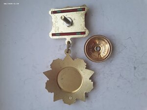 За отличие в воинской службе 1 степени.