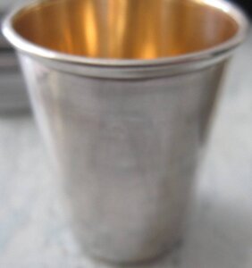 Пара стопок  ((НЭП?) Ag875, позолота,штихель.)