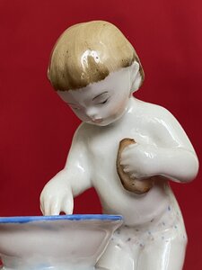 "Умывание". ЛФЗ.