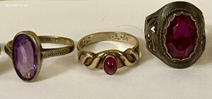 76 серебряных женских колец. 875-925 пробы. Одним лотом.