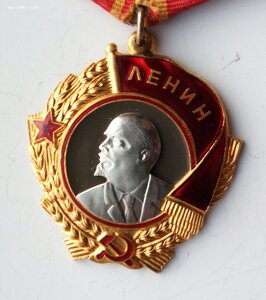 Комплект полковника, ордена, медаль, документ.