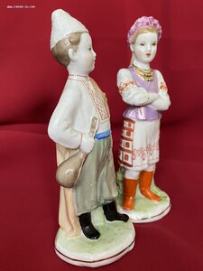 "Украинские парубок и дивчина. Дулёво.