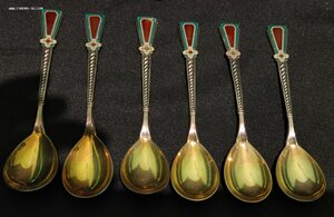 Ложки чайн нечастый комплект до 57 г. Эмали в родной коробке