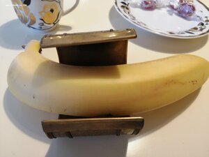 Старинный браслет с чёрным камнем