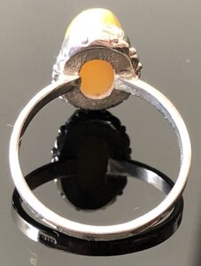 Кольцо-антик. с пейзаж.янтарём-желток "Amber beads"(Ag 875)