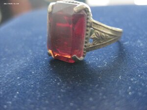 Перстень с винным камнем