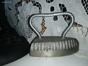 Утюжок манжетный