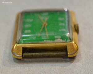 Пензенские часы "Люкс" c зеленым циферблатом.