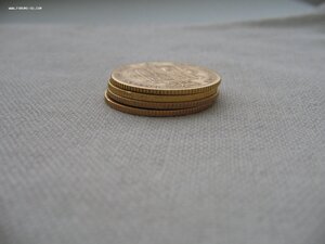 1/2 соверена. 5 монет. 1875, 1900, 1903,1915 и 2003