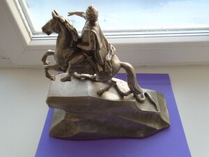 Скульптура Петр 1 на коне