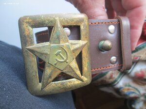Ремень офицера 1970 г  прорезная звезда