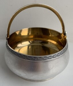 Сахарница таллинская "пузатая" 875 пробы.