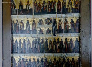 Большая икона " Целебник ". 19 век. Размер 44 на 38 см.