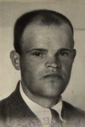 Книжка на взводного 2 ударной армии Власова и Ленинград