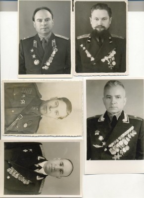 235 фотографий с наградами, знаками