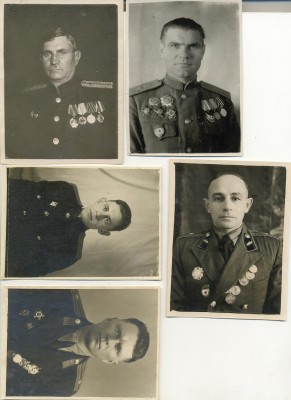 235 фотографий с наградами, знаками