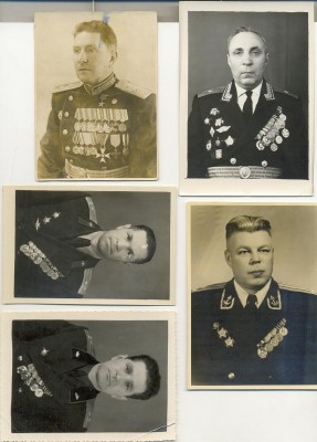 235 фотографий с наградами, знаками