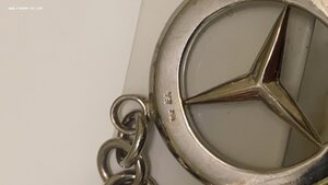 Брелок Мерседес золото 750 бриллианты